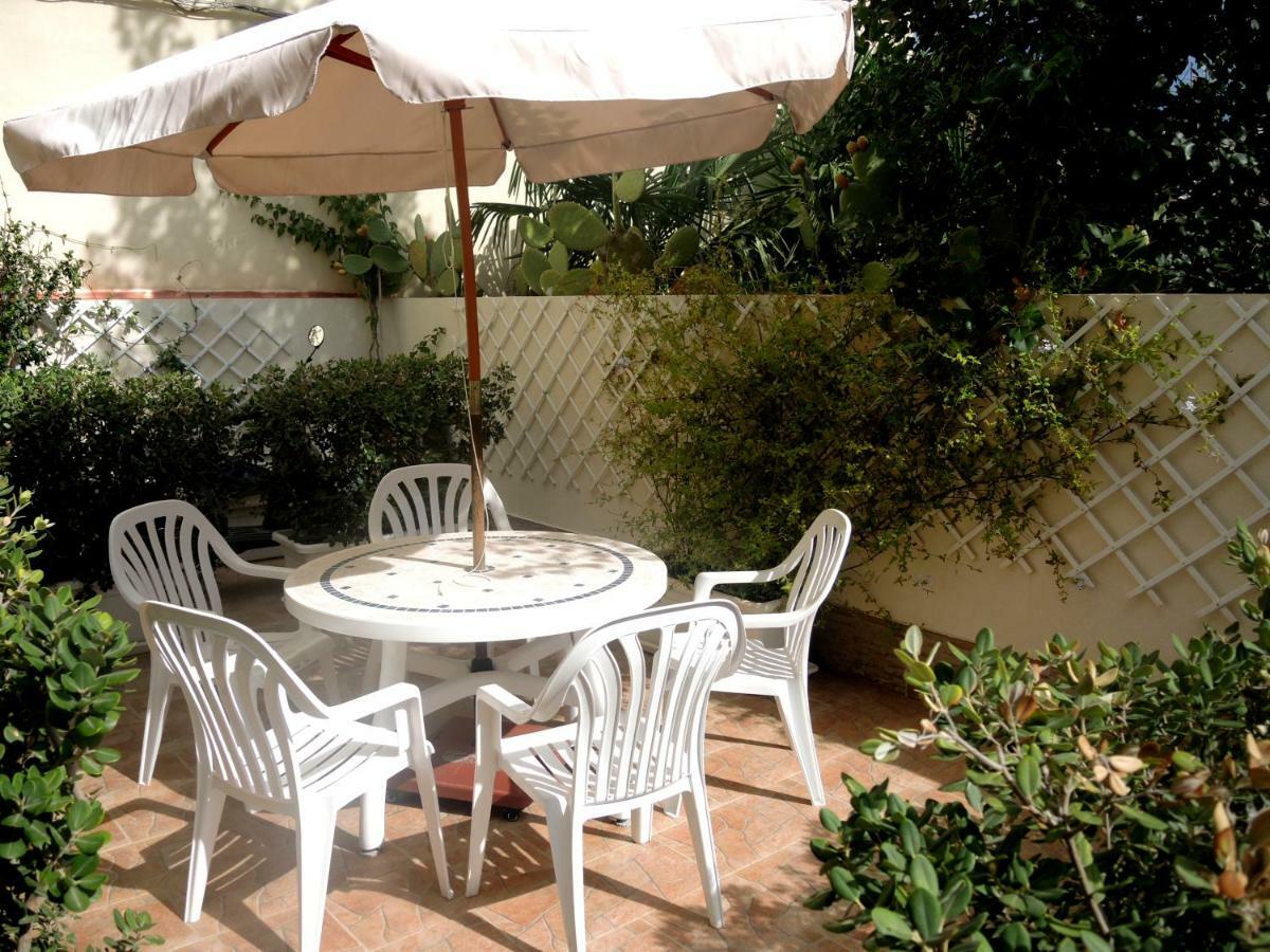 Casa Vacanze Metrosideros San Vito Lo Capo Eksteriør bilde